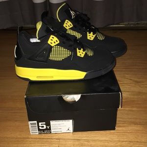 Air Jordan 4s Retro